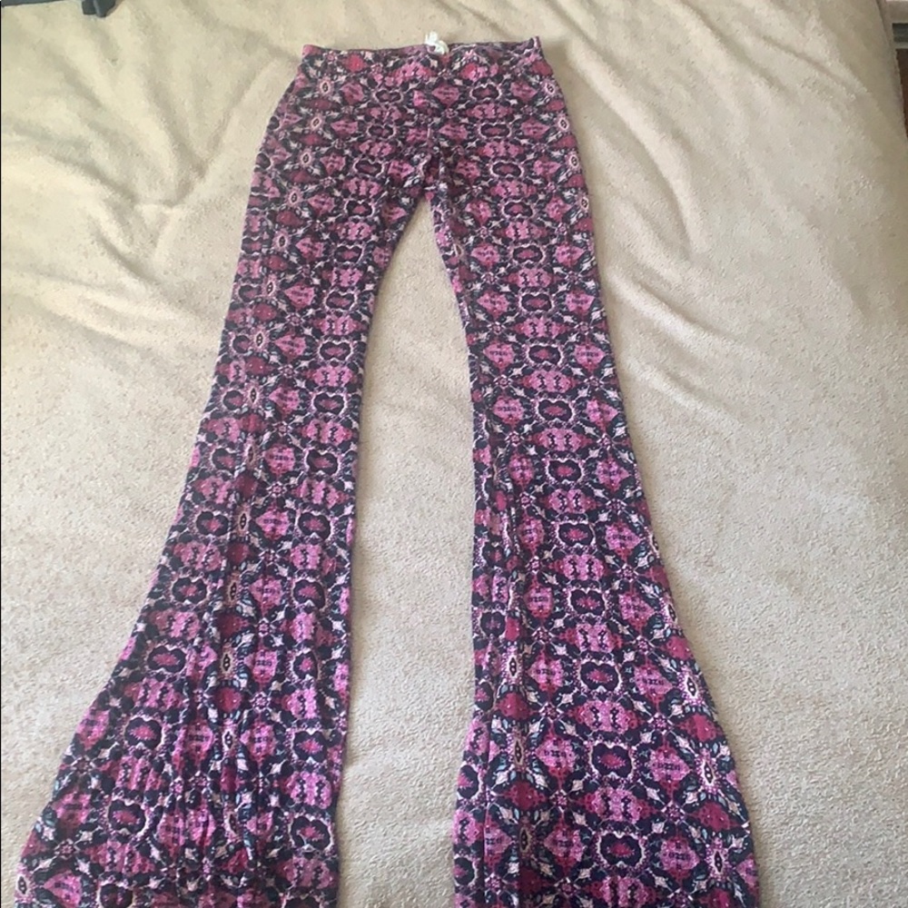 LA Hearts flared leggings